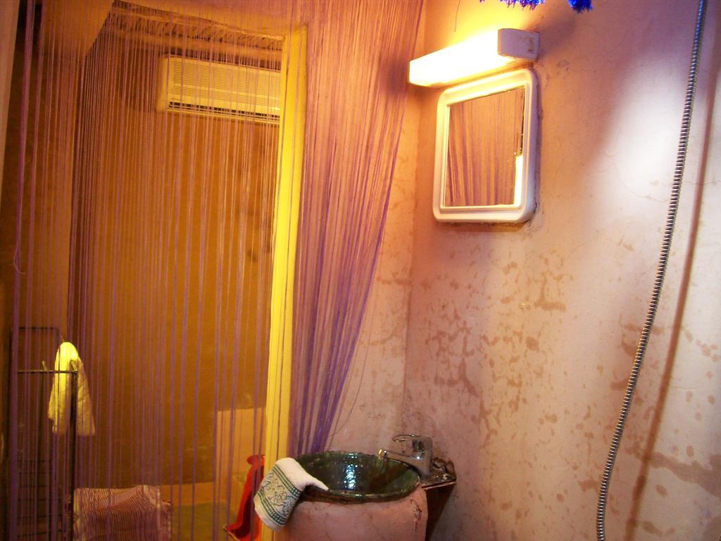 Auberge Toda Kasbah Tinfou Zaouia de Sidi el Mokhtar Ben Ali Zewnętrze zdjęcie